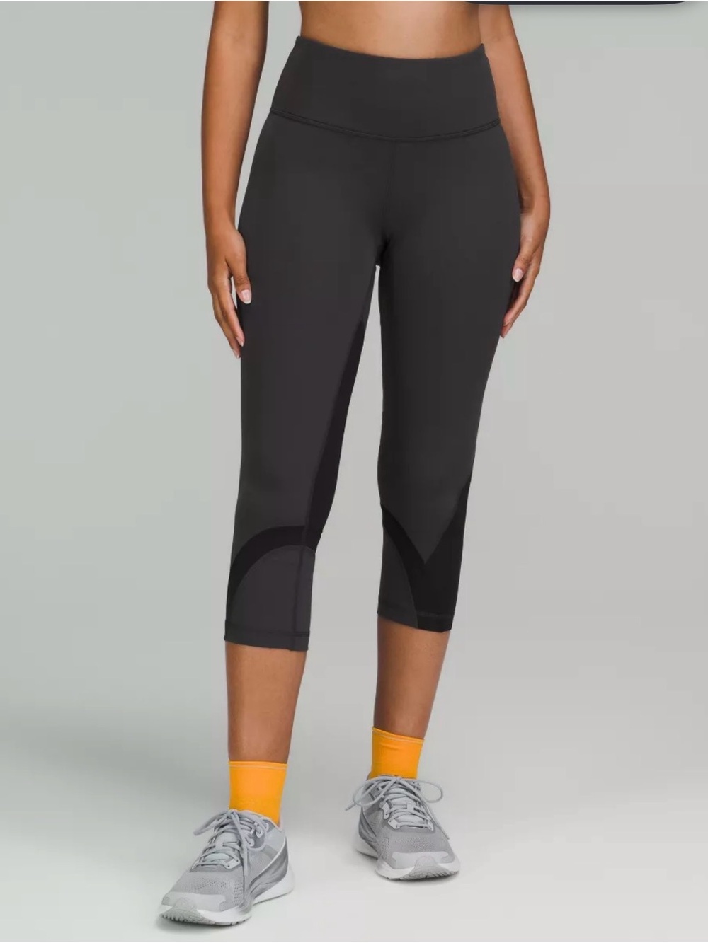 Lululemon Run: Inspire Crop II Leggings Black Mesh Pockets Size 6